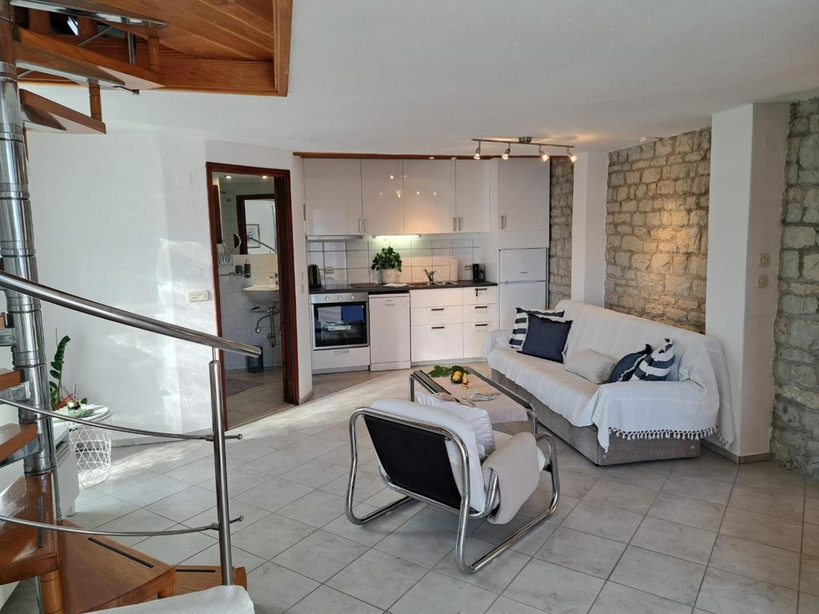 Villa Apartments Oliva Seget Vranjica Ngoại thất bức ảnh